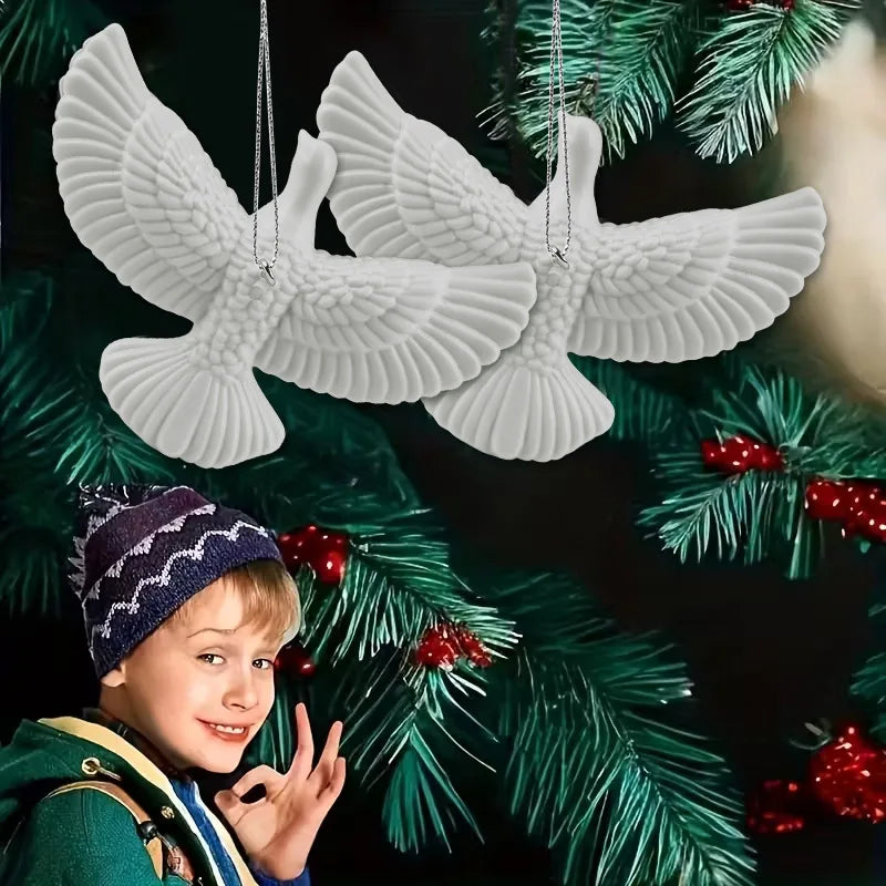 Новорічні прикраси Білі голуби