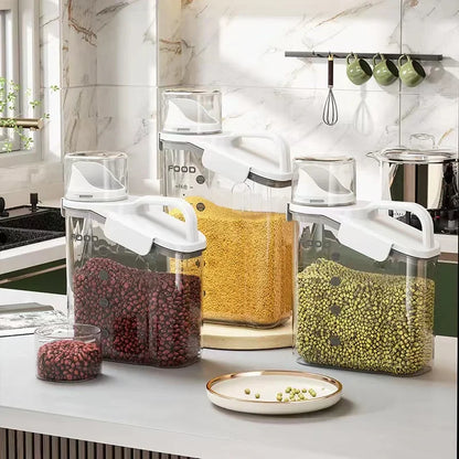 Герметичні контейнери для сумішей.